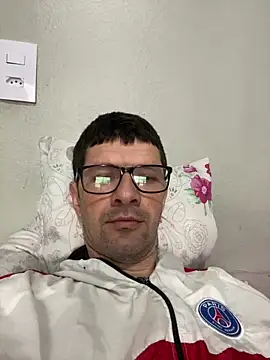 Snapshot of Juliano2289 chatting on 06.12.26 Juliano2289 online show from 06.12.26