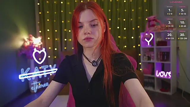 Snapshot of Katy__Ethereal chatting on 10.04.25 Katy Ethereal online show from 10.04.25