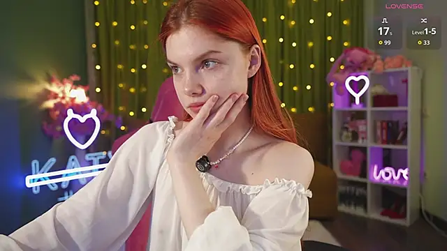 Snapshot of Katy__Ethereal chatting on 10.12.25 Katy Ethereal online show from 10.12.25