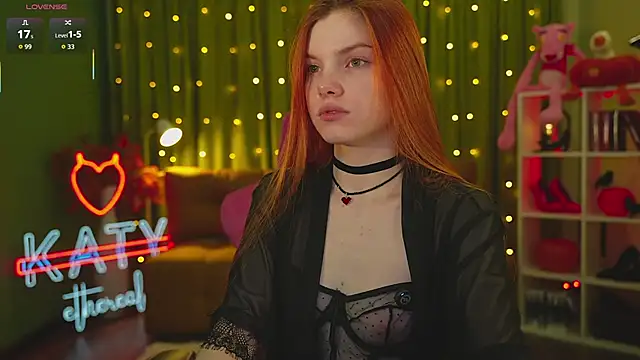 Snapshot of Katy__Ethereal chatting on 11.10.25 Katy Ethereal online show from 11.10.25