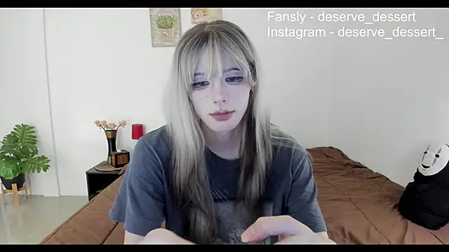 Snapshot of TrES-2b chatting on 05.22.26 TrES-2b online show from 05.22.26