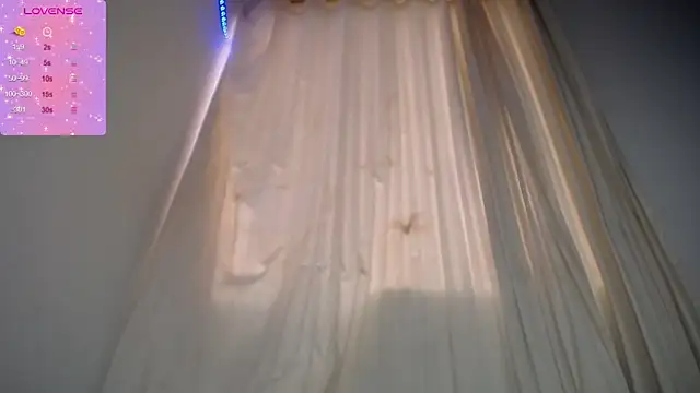 xairaruiz  online show from 01.10.25