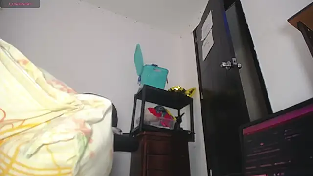 xairaruiz  online show from 03.20.25