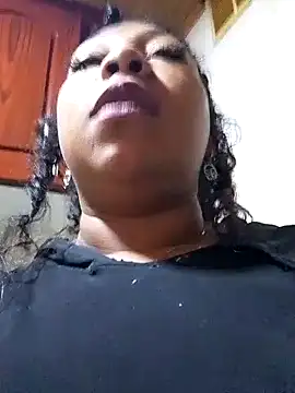 xairaruiz  online show from 09.08.25