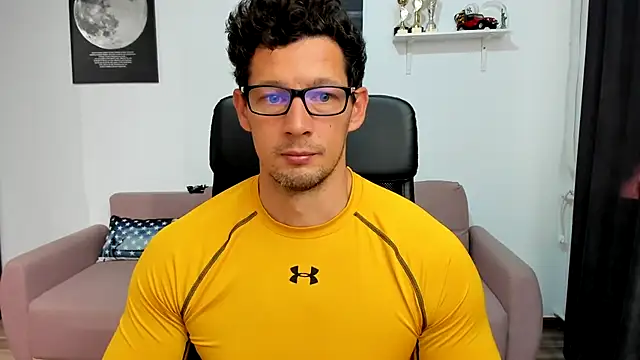 Snapshot of BrutusK08 chatting on 10.10.25 BrutusK08 online show from 10.10.25