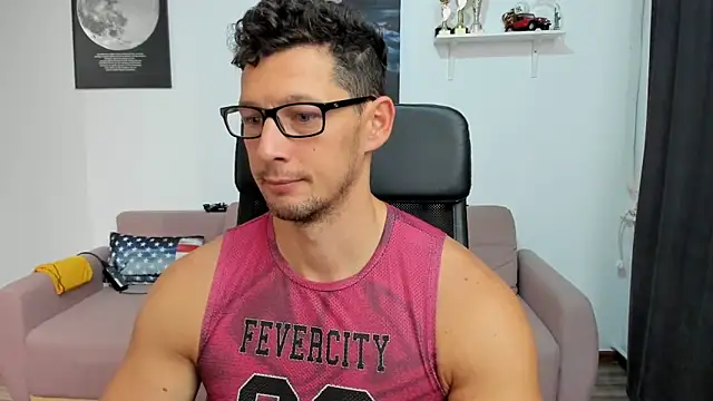 Snapshot of BrutusK08 chatting on 10.23.25 BrutusK08 online show from 10.23.25