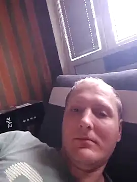 Snapshot of bayby1001 chatting on 03.05.25 bayby1001 online show from 03.05.25