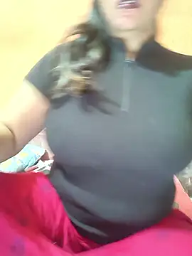 CUTE SOPHIA- online show from 12.13.24