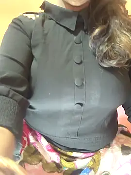 CUTE SOPHIA- online show from 12.21.24