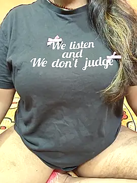 CUTE SOPHIA- online show from 11.05.25