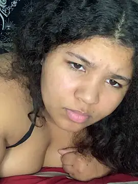 Snapshot of KittyLoroi chatting on 10.19.25 KittyLoroi online show from 10.19.25