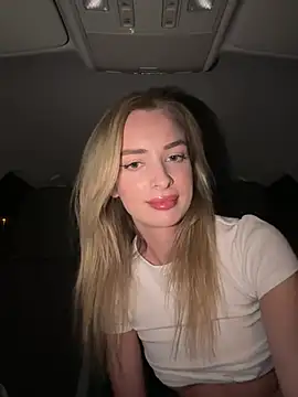 EvieEvans online show from 01.23.25