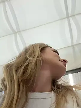 EvieEvans online show from 03.11.25