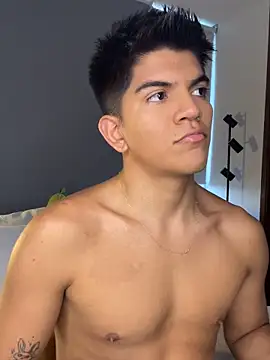 santiago 01 online show from 03.27.26