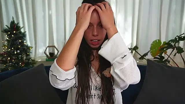 Dayna Nebula online show from 12.28.24