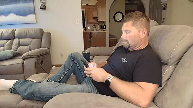 Snapshot of originalhempfarmer chatting on 06.16.26 originalhempfarmer online show from 06.16.26