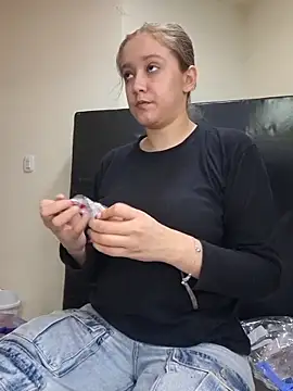 NaomiShimizu online show from 12.20.25