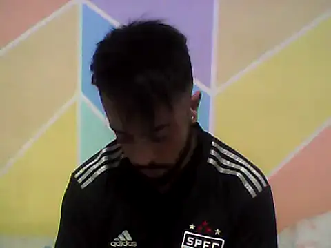 Snapshot of Henrimartim chatting on 02.17.25 Henrimartim online show from 02.17.25