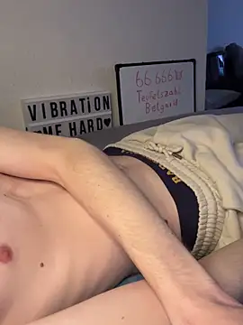 Snapshot of secret_dream415 chatting on 02.11.26 secret dream415 online show from 02.11.26