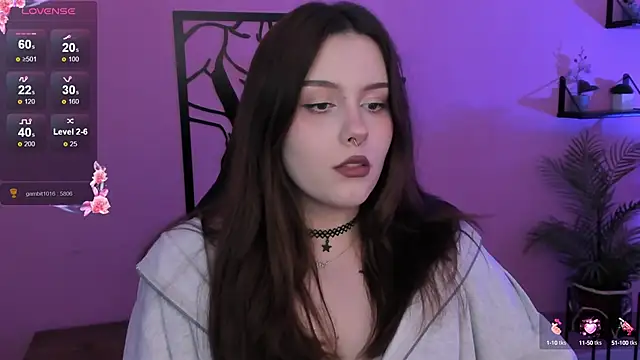 CoralineKeyns online show from 03.11.25