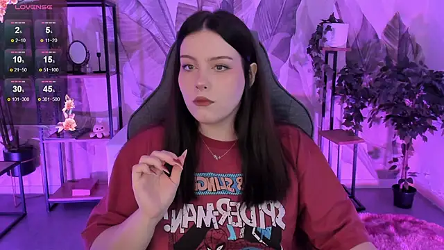 CoralineKeyns online show from 09.29.25