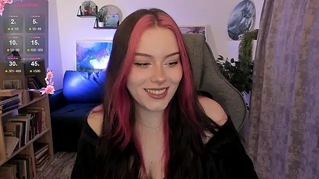 CoralineKeyns online show from 04.09.26