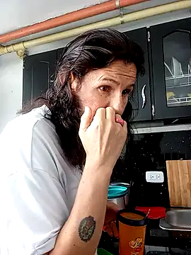 Cameron puppy online show from 11.24.25