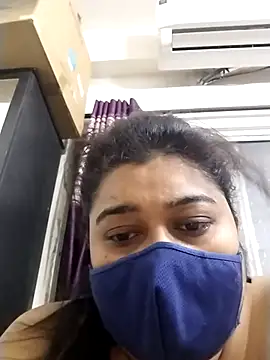 Snapshot of indianlisa5 chatting on 04.18.26 indianlisa5 online show from 04.18.26