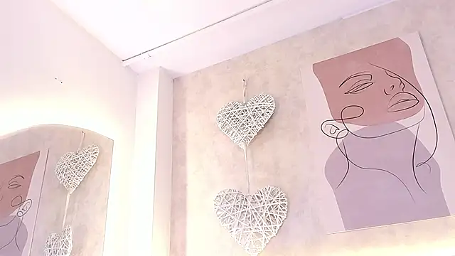 Snapshot of daiana_curly chatting on 10.03.25 daiana curly online show from 10.03.25