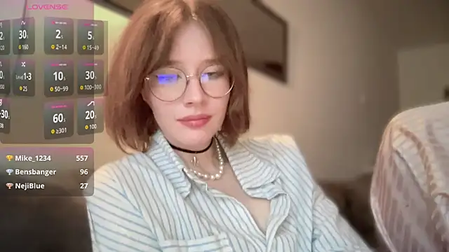 Snapshot of ms_christiana chatting on 12.01.25 ms christiana online show from 12.01.25