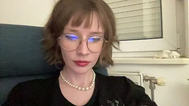 Snapshot of ms_christiana chatting on 05.04.26 ms christiana online show from 05.04.26