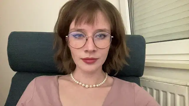 Snapshot of ms_christiana chatting on 05.05.26 ms christiana online show from 05.05.26
