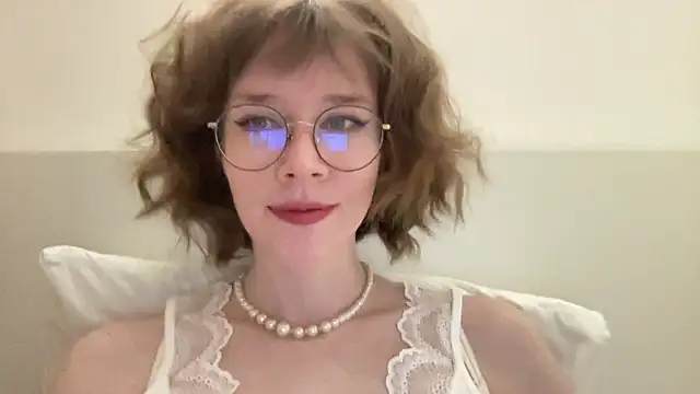 Snapshot of ms_christiana chatting on 06.14.26 ms christiana online show from 06.14.26