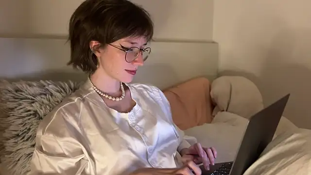 Snapshot of ms_christiana chatting on 07.01.26 ms christiana online show from 07.01.26