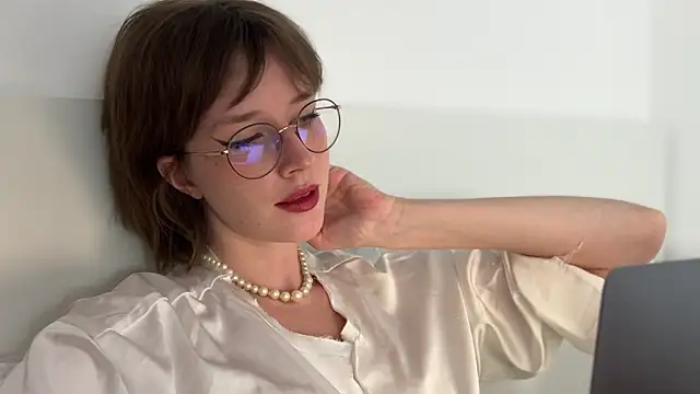 Snapshot of ms_christiana chatting on 07.24.26 ms christiana online show from 07.24.26
