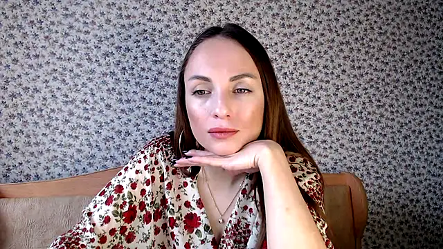 Snapshot of Tinadream20 chatting on 11.14.25 Tinadream20 online show from 11.14.25