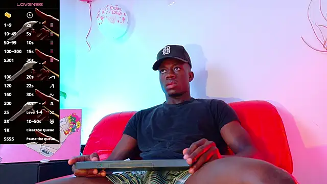 Snapshot of mike_wallace chatting on 03.05.25 mike wallace online show from 03.05.25