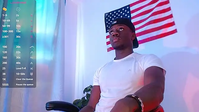 Snapshot of mike_wallace chatting on 10.21.25 mike wallace online show from 10.21.25