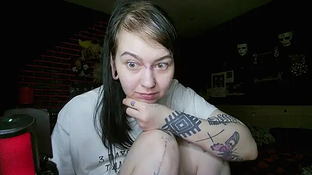 Snapshot of MoorderxDoll chatting on 06.29.26 MoorderxDoll online show from 06.29.26