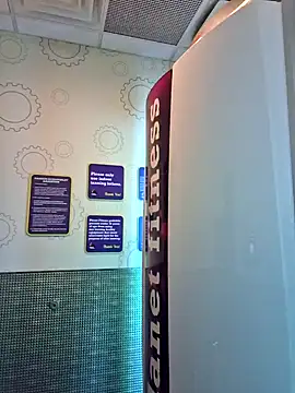 John19893 online show from 01.12.25