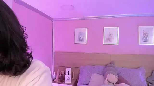 Sachi Meow online show from 02.16.25