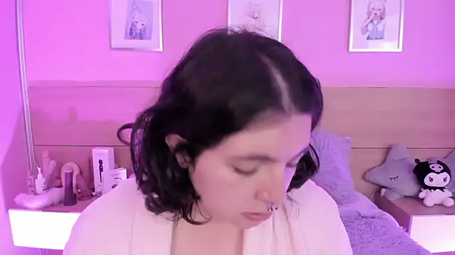 Sachi Meow online show from 02.22.25