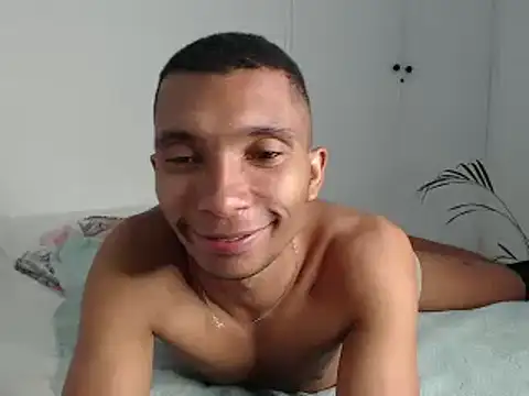 Aaronblack1  online show from 02.16.25