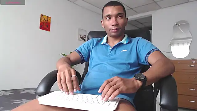 Aaronblack1  online show from 11.30.25