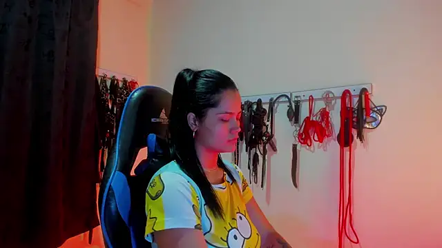 Snapshot of scarlet-kennedy98 chatting on 10.25.25 scarlet-kennedy98 online show from 10.25.25