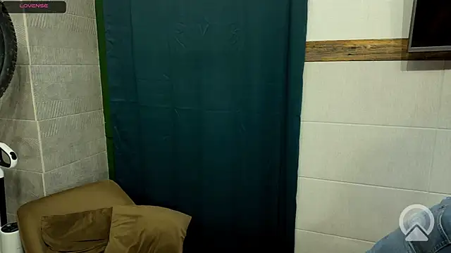 ericeric507 online show from 10.11.25