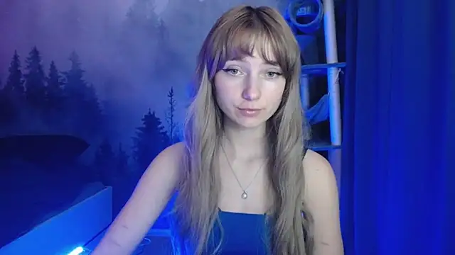 LuciaYoung online show from 12.15.24