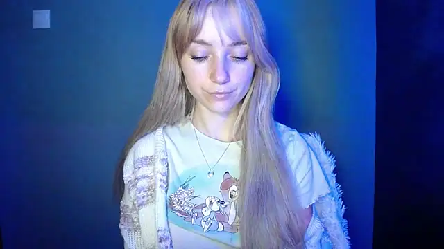 LuciaYoung online show from 09.29.25