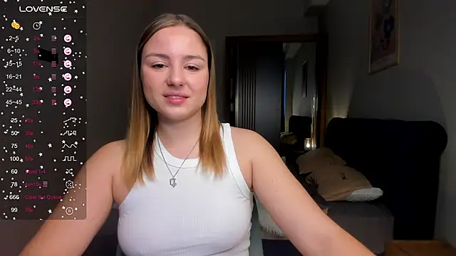 ThreeshaWhite online show from 03.13.25