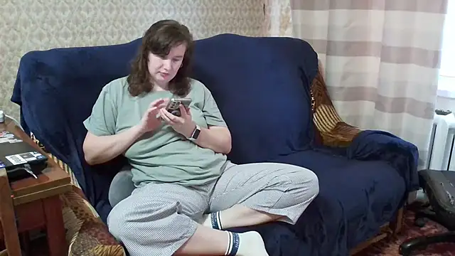 Snapshot of franceska_blue chatting on 11.06.25 franceska blue online show from 11.06.25